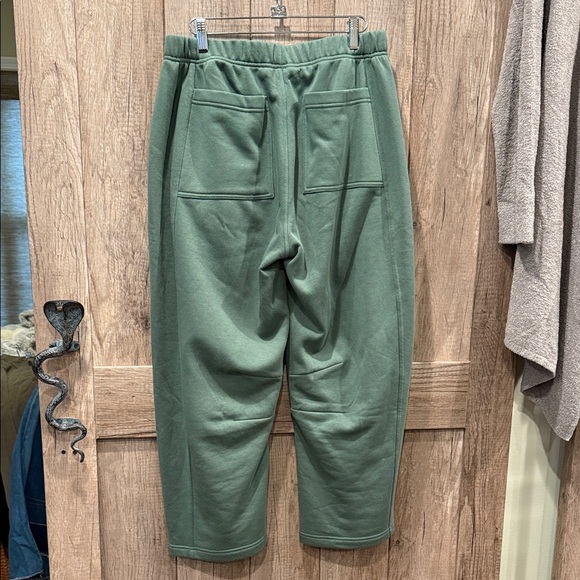 Daily Practice Green barrel sweatpants small NWOT Anthropologie - Picture 3 of 3